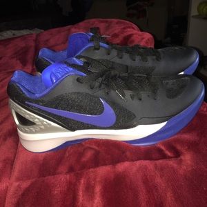 Brand New Nike Volleyball shoes !!!